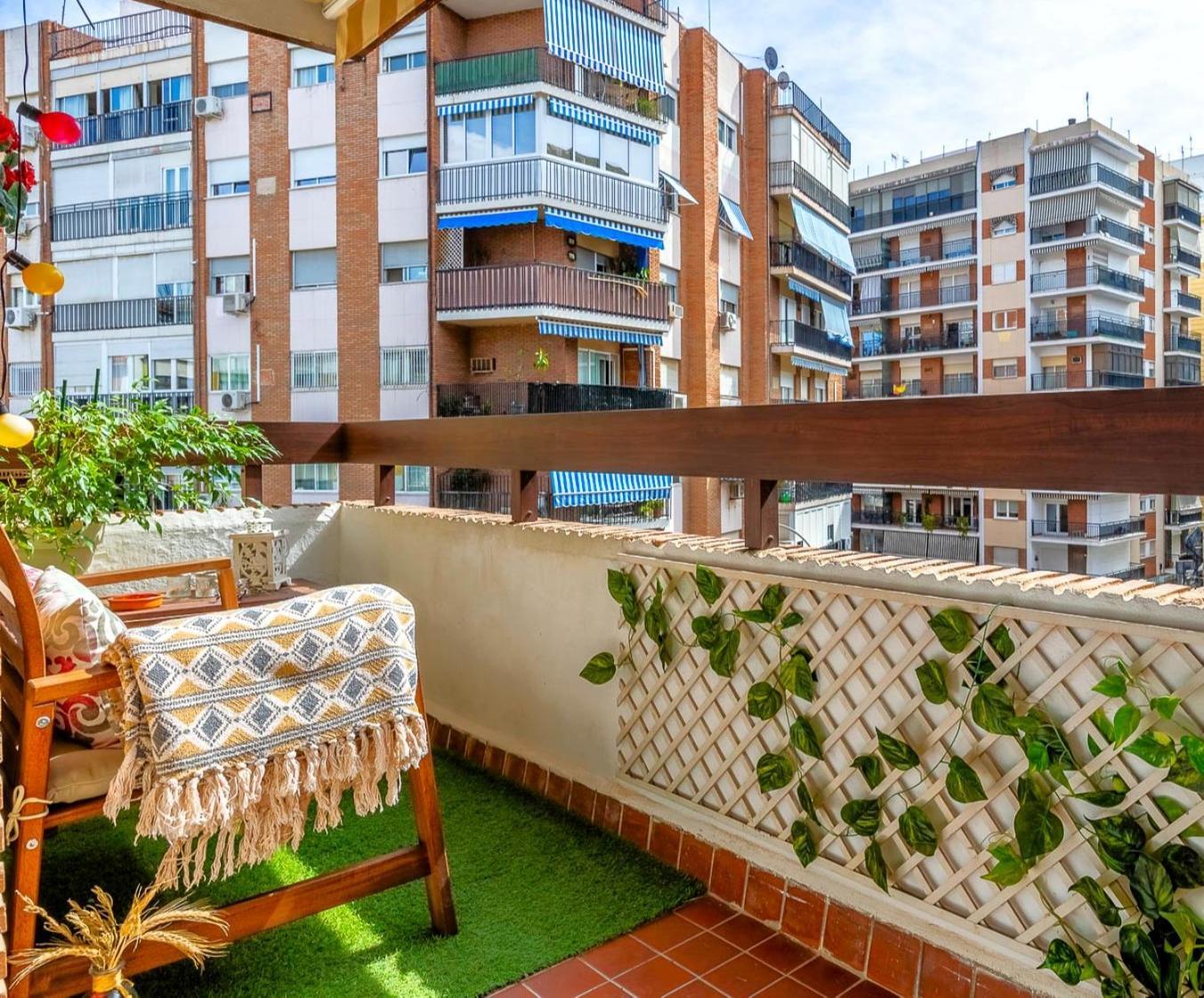 Apartment Sunterrace Loft-triana's Star, 10' From Center! *